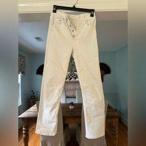 MOTHER Tomcat Jeans in Cream Puff